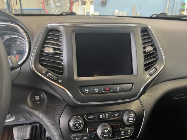 2023 Jeep Cherokee Altitude Lux 4x4