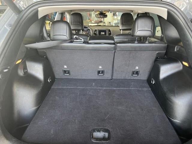 2023 Jeep Cherokee Altitude Lux 4x4