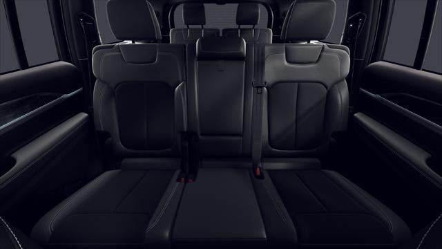 2026 Jeep Grand Cherokee GRAND CHEROKEE L LAREDO ALTITUDE 4X4