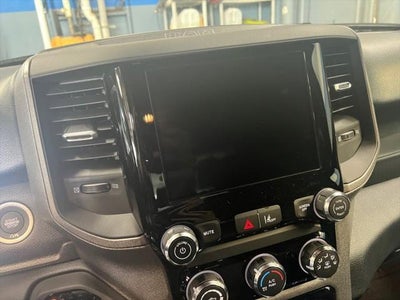 2025 RAM Ram 1500 RAM 1500 TRADESMAN CREW CAB 4X4 5'7' BOX