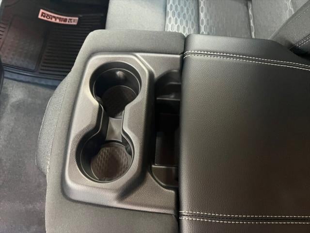 2025 RAM Ram 1500 RAM 1500 TRADESMAN CREW CAB 4X4 5'7' BOX