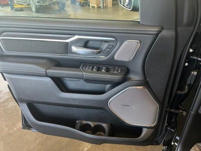 2025 RAM Ram 1500 RAM 1500 LARAMIE CREW CAB 4X4 5'7' BOX