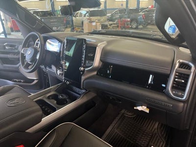 2025 RAM Ram 1500 RAM 1500 LARAMIE CREW CAB 4X4 5'7' BOX