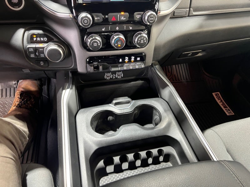 2025 RAM 1500 Big Horn Crew Cab 4x4 6'4' Box