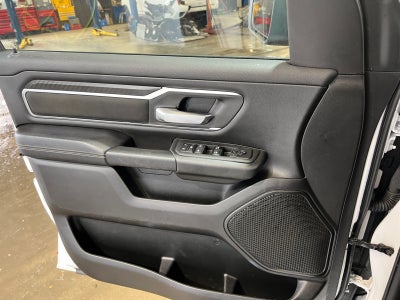 2025 RAM 1500 Big Horn Crew Cab 4x4 6'4' Box