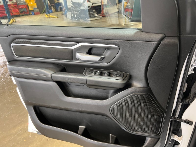 2025 RAM 1500 Big Horn Crew Cab 4x4 6'4' Box