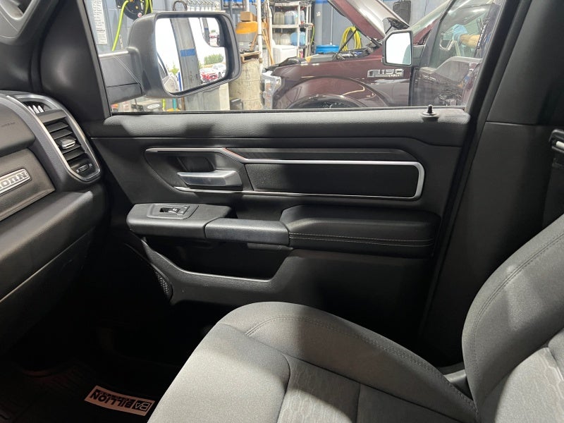 2025 RAM 1500 Big Horn Crew Cab 4x4 6'4' Box