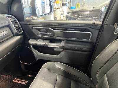 2021 RAM 1500 Laramie Crew Cab 4x4 6'4' Box