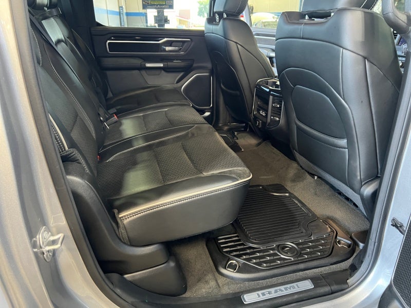 2021 RAM 1500 Laramie Crew Cab 4x4 6'4' Box