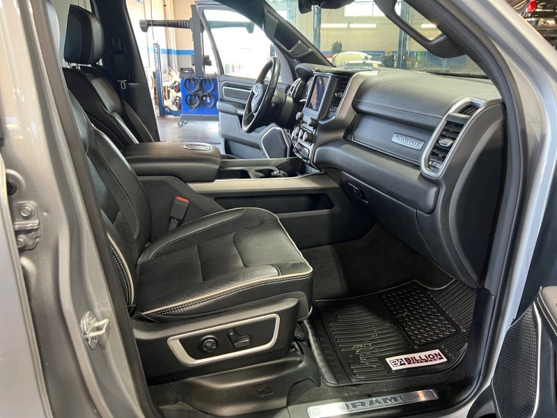 2021 RAM 1500 Laramie Crew Cab 4x4 6'4' Box
