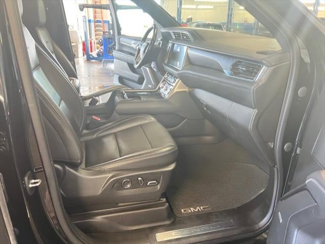 2021 GMC Yukon XL 4WD Denali