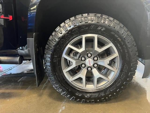 2022 GMC Canyon AT4 w/Cloth