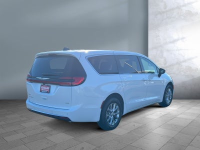 2026 Chrysler Pacifica PACIFICA SELECT AWD