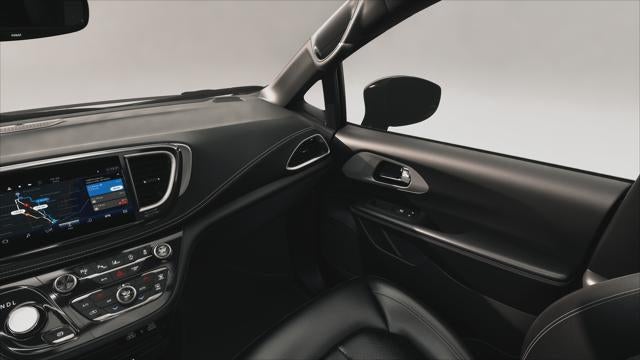 2027 Chrysler Pacifica PACIFICA SELECT AWD