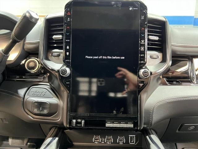 2026 RAM Ram 3500 RAM 3500 LIMITED CREW CAB 4X4 8' BOX