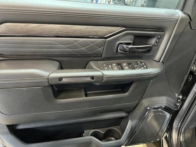 2026 RAM Ram 3500 RAM 3500 LIMITED CREW CAB 4X4 8' BOX