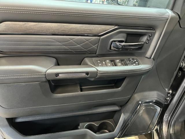 2026 RAM Ram 3500 RAM 3500 LIMITED CREW CAB 4X4 8' BOX