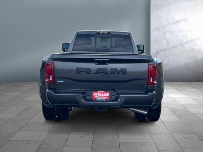 2026 RAM Ram 3500 RAM 3500 LIMITED CREW CAB 4X4 8' BOX