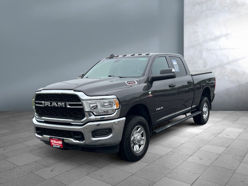2022 RAM 2500 Tradesman Crew Cab 4x4 6'4' Box