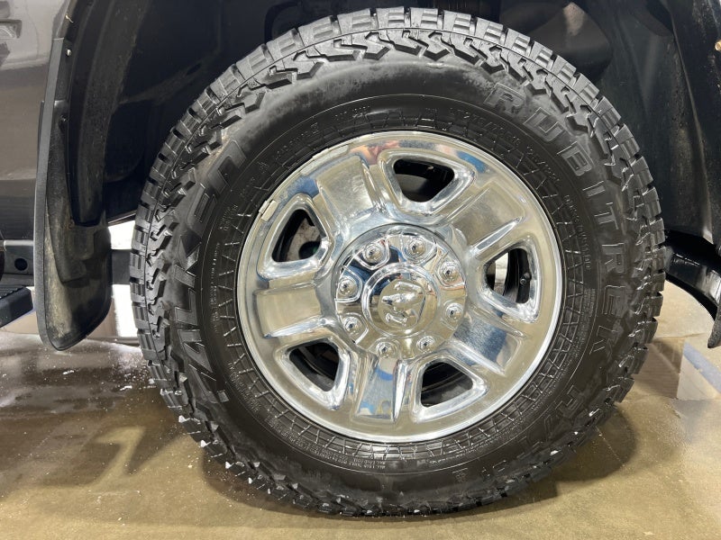 2022 RAM 2500 Tradesman Crew Cab 4x4 6'4' Box