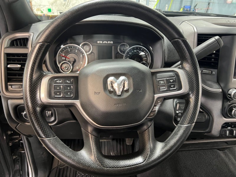 2022 RAM 2500 Tradesman Crew Cab 4x4 6'4' Box