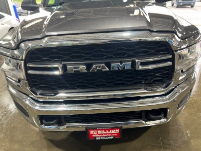 2022 RAM 2500 Tradesman Crew Cab 4x4 6'4' Box