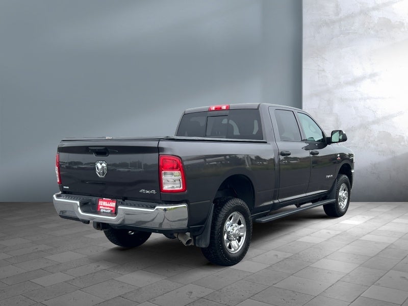 2022 RAM 2500 Tradesman Crew Cab 4x4 6'4' Box