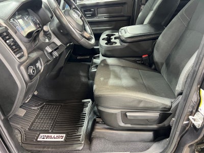 2022 RAM 2500 Tradesman Crew Cab 4x4 6'4' Box
