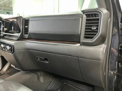 2025 GMC Sierra 1500 4WD Crew Cab Short Box SLT