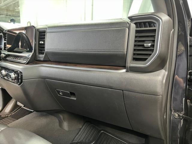 2025 GMC Sierra 1500 4WD Crew Cab Short Box SLT