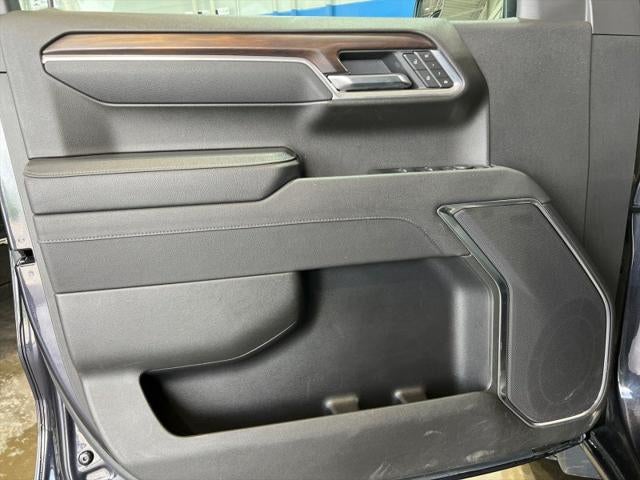 2025 GMC Sierra 1500 4WD Crew Cab Short Box SLT