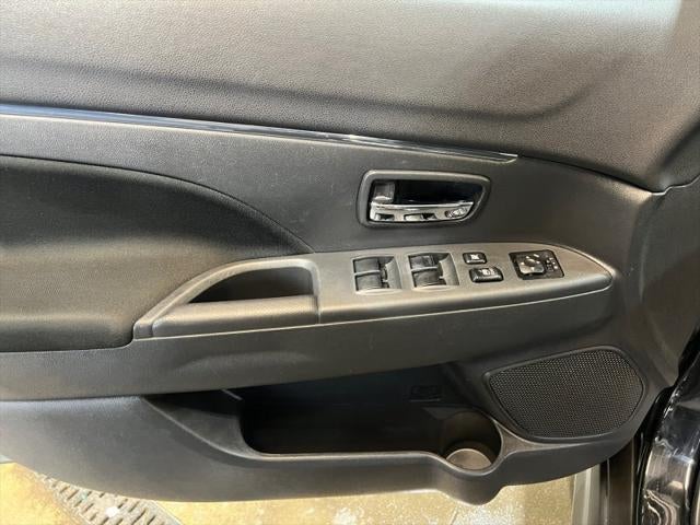 2024 Mitsubishi Outlander Sport ES