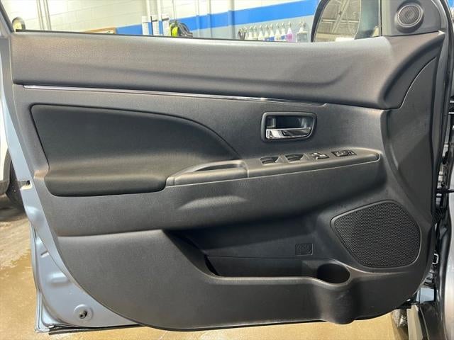 2024 Mitsubishi Outlander Sport ES